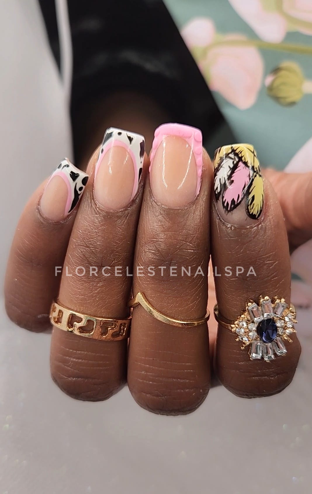 Acrylic extension size S or M - Manicure