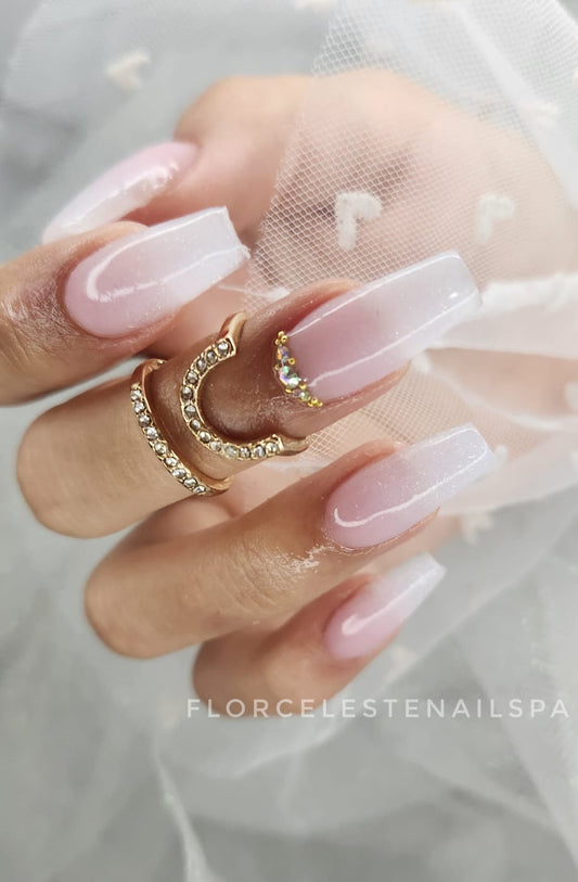 Extensión de uñas acrílicas S o M  - Manicure